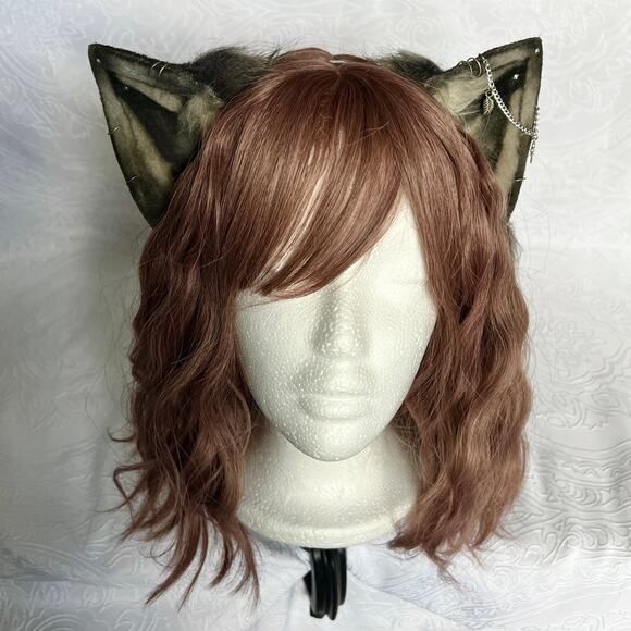 Shoulder length Wavy Medium Brown Purple Everyday Cosplay Wig with Wispy Bangs - Picture 5 of 7